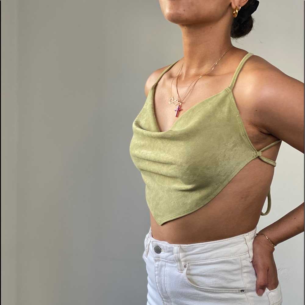 NWT  Mini Cord Scarf Crop Top - Picture 3 of 7